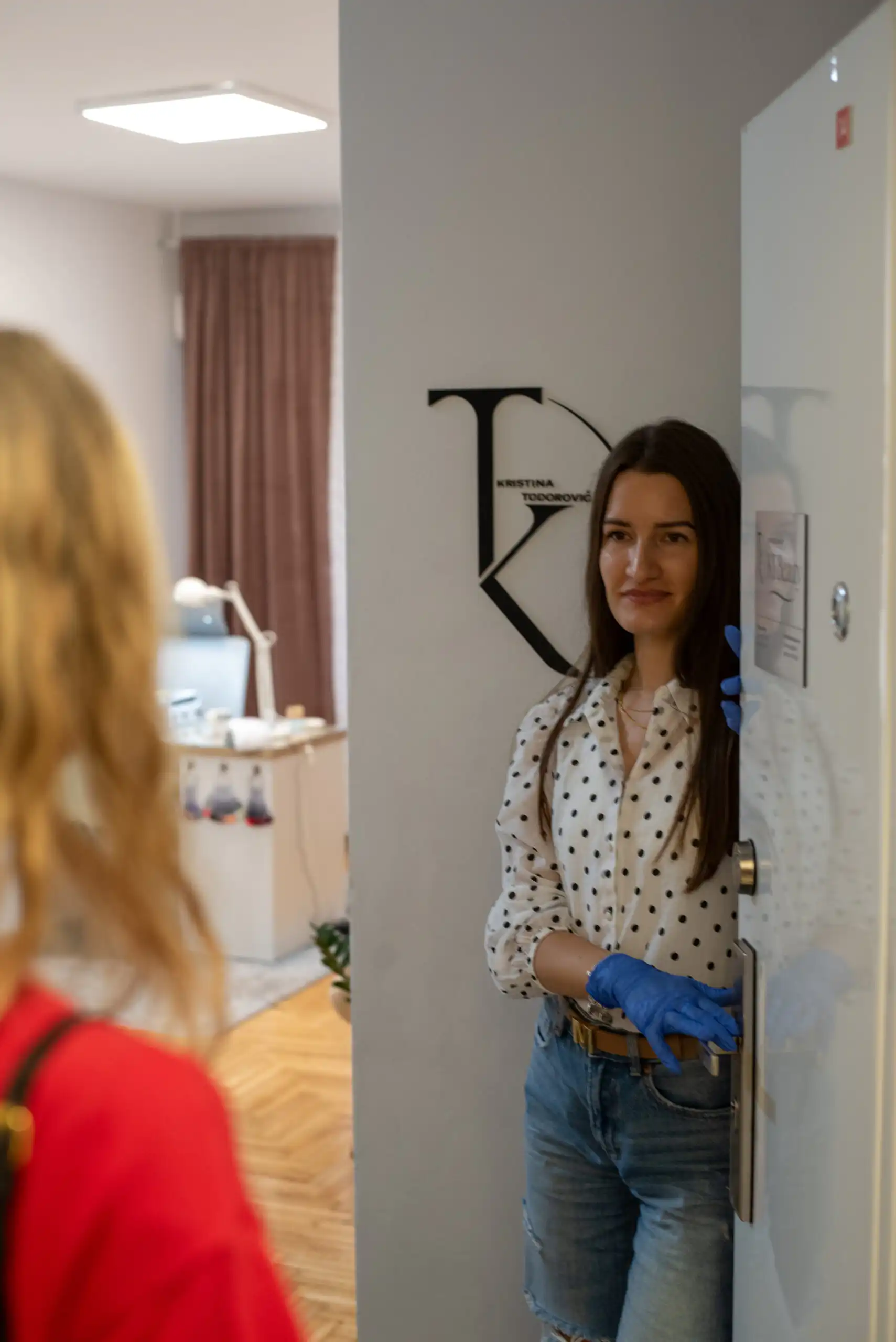 Manikir KTBeauty, decembar 2025 (slika 4)